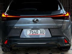 Фото авто Lexus UX