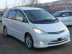 Photo of the vehicle Toyota Estima