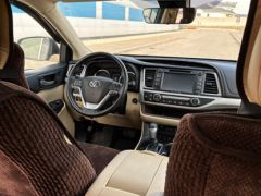 Сүрөт унаа Toyota Highlander