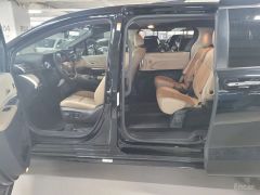 Photo of the vehicle Toyota Sienna