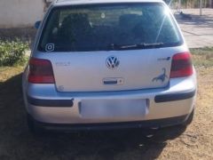 Фото авто Volkswagen Golf