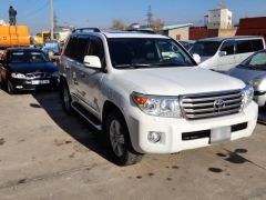 Сүрөт унаа Toyota Land Cruiser