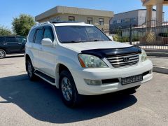 Photo of the vehicle Lexus GX