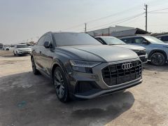 Сүрөт унаа Audi Q8