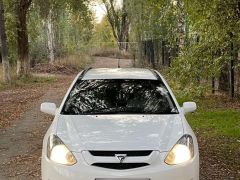 Photo of the vehicle Toyota Caldina