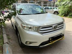 Сүрөт унаа Toyota Highlander