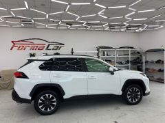 Photo of the vehicle Toyota RAV4