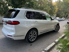 Сүрөт унаа BMW X7