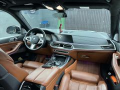 Photo of the vehicle BMW X7