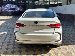 Фото авто BAIC EU5