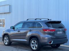 Сүрөт унаа Toyota Highlander