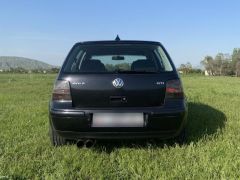 Сүрөт унаа Volkswagen Golf GTI