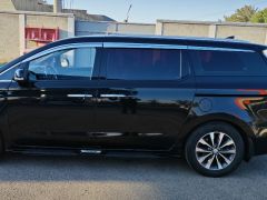 Photo of the vehicle Kia Carnival