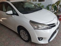 Фото авто Toyota Verso