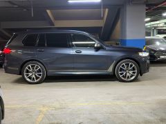 Сүрөт унаа BMW X7