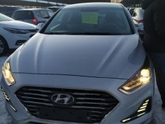 Photo of the vehicle Hyundai Sonata