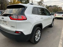 Фото авто Jeep Cherokee