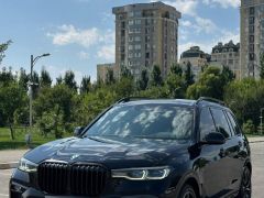 Фото авто BMW X7