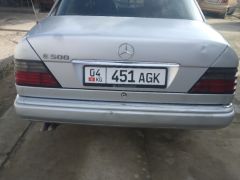 Фото авто Mercedes-Benz W124