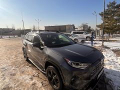 Сүрөт унаа Toyota RAV4