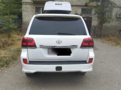 Photo of the vehicle Toyota Land Cruiser