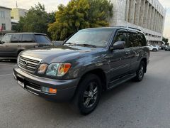 Photo of the vehicle Lexus LX