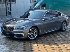 Photo of the vehicle BMW 7 Series