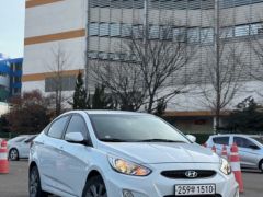 Photo of the vehicle Hyundai Accent