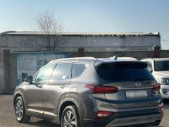 Photo of the vehicle Hyundai Santa Fe