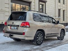 Сүрөт унаа Toyota Land Cruiser