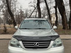 Photo of the vehicle Lexus GX