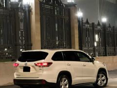 Сүрөт унаа Toyota Highlander