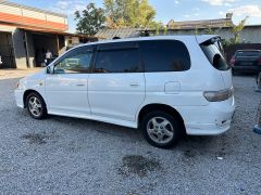 Photo of the vehicle Toyota Gaia