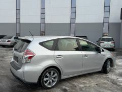 Сүрөт унаа Toyota Prius v (+)