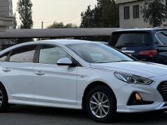 Photo of the vehicle Hyundai Sonata