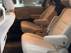 Сүрөт унаа Toyota Sienna