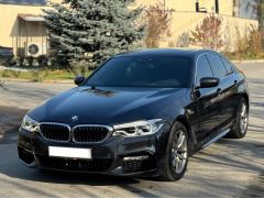 Photo of the vehicle BMW 5 Series