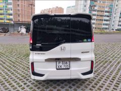 Сүрөт унаа Honda Stepwgn