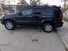 Photo of the vehicle Lexus GX