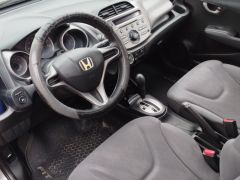 Фото авто Honda Fit