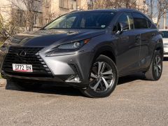 Photo of the vehicle Lexus NX