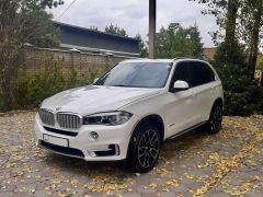 Photo of the vehicle BMW X5