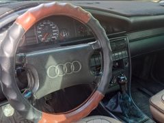 Photo of the vehicle Audi 100