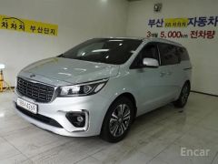 Сүрөт унаа Kia Carnival