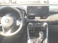 Сүрөт унаа Toyota RAV4