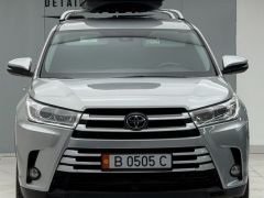 Сүрөт унаа Toyota Highlander