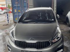 Photo of the vehicle Kia Carens