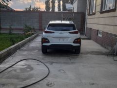 Сүрөт унаа Hyundai Kona