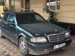 Фото авто Mercedes-Benz C-Класс