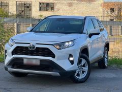 Сүрөт унаа Toyota RAV4